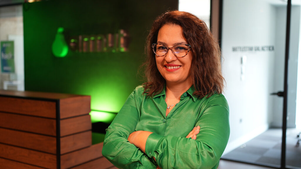 Armut.com Yeniden Açıldı